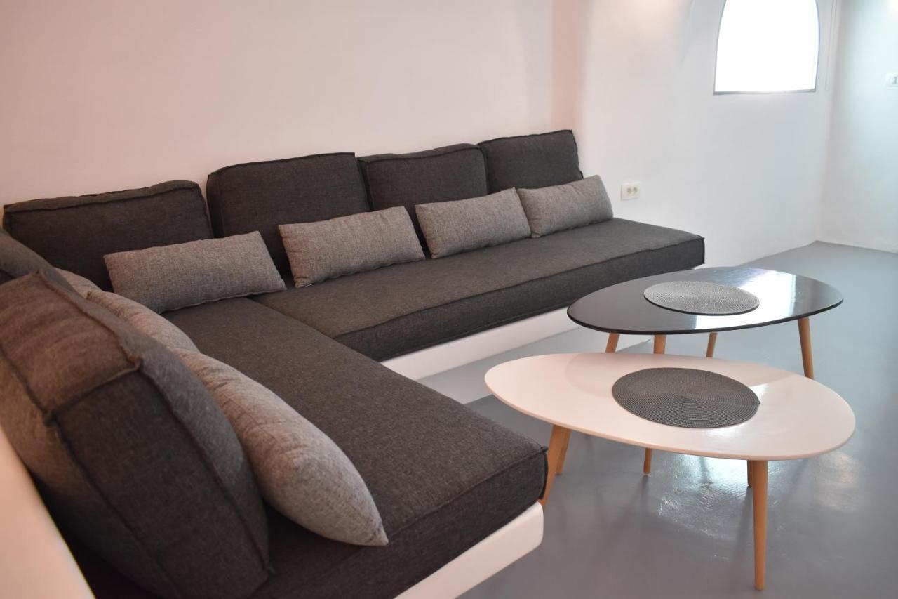Oinos Luxury Suites Foinikia  Экстерьер фото