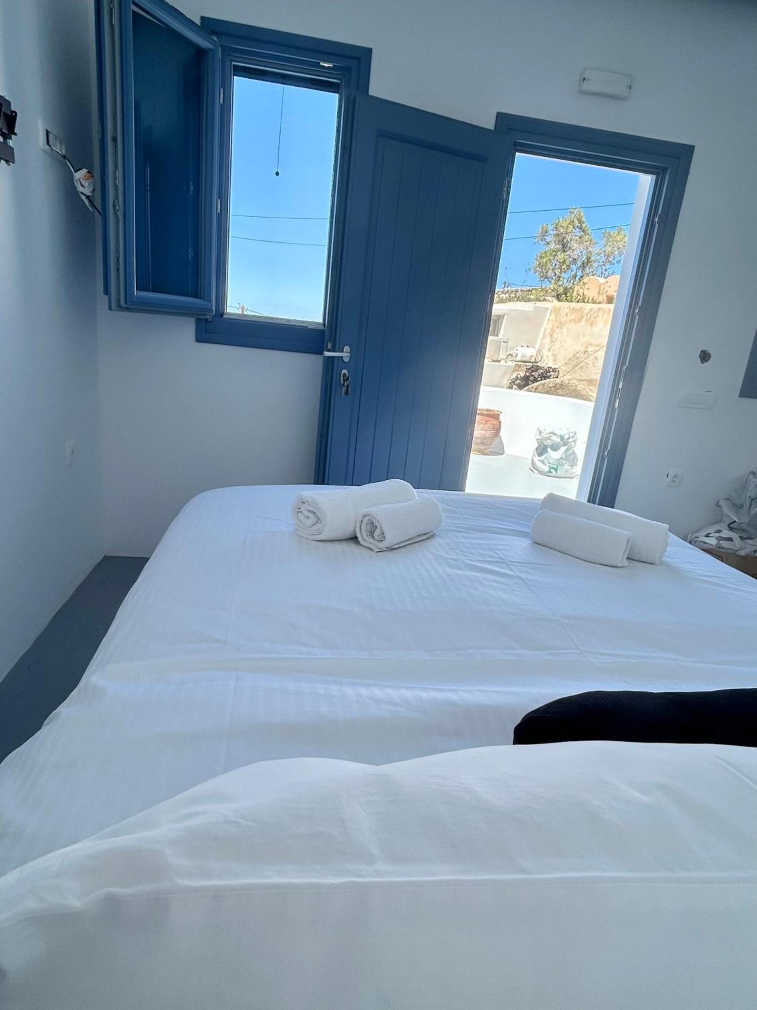 Oinos Luxury Suites Foinikia  Экстерьер фото