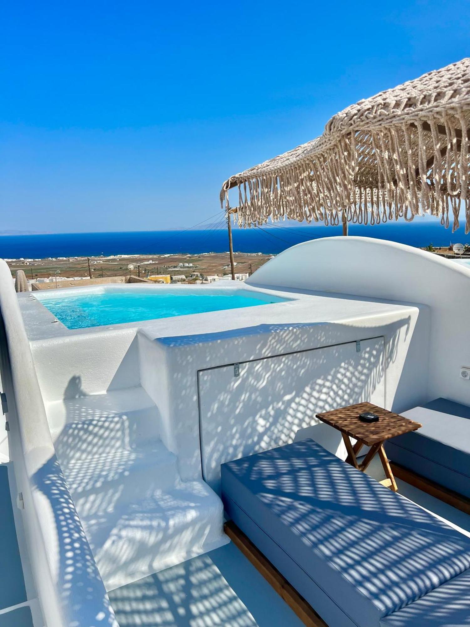 Oinos Luxury Suites Foinikia  Экстерьер фото